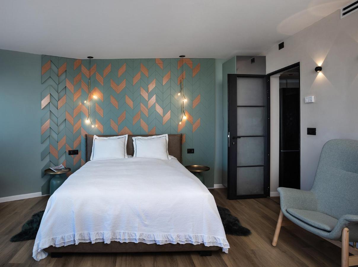 Sea View Stylish 1Br With Balcony By Beachfront Stay Herzelia Exterior foto